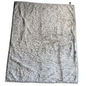 Pottery‎ Barn Faux Fur Throw Blanket Neutral Luxe Soft Cozy Home Decor 50x60